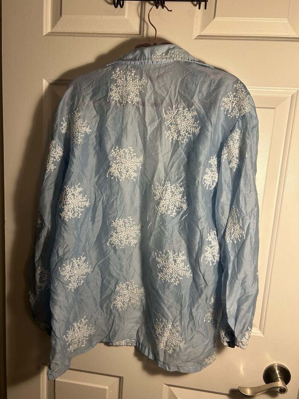 Commense Light Blue Floral Embroidered Long Sleeve Button-Down Shirt - Picture 4 of 4